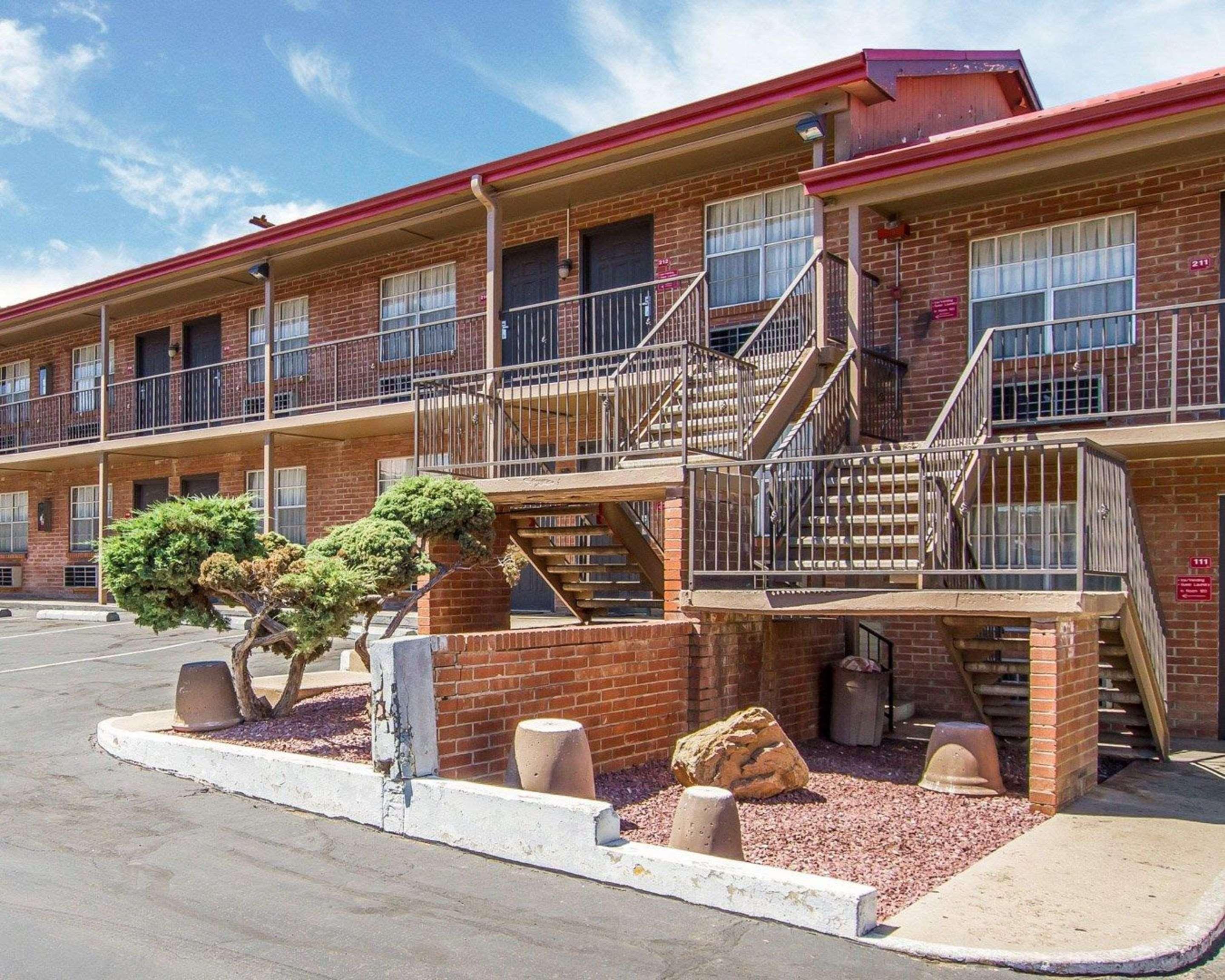 Rodeway Inn Prescott Bagian luar foto