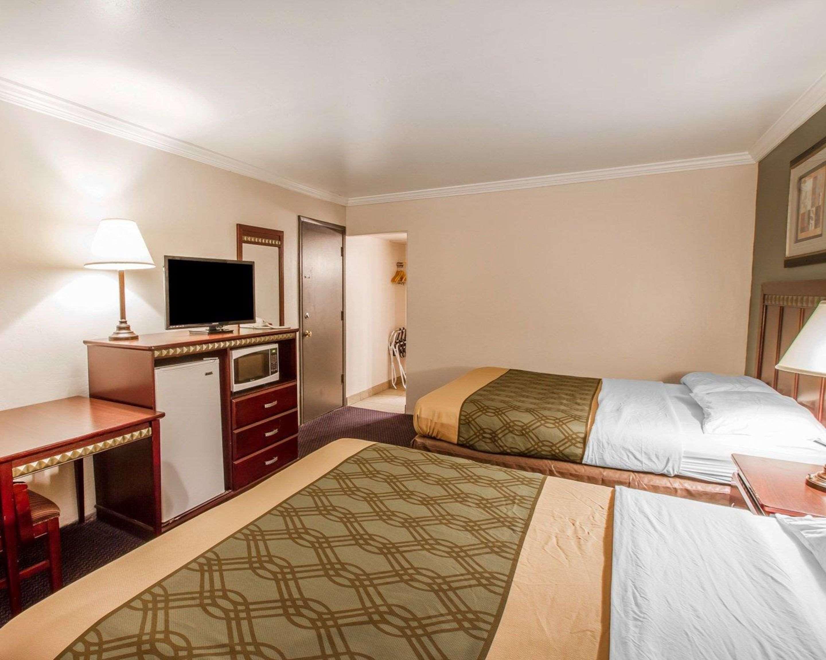 Rodeway Inn Prescott Bagian luar foto